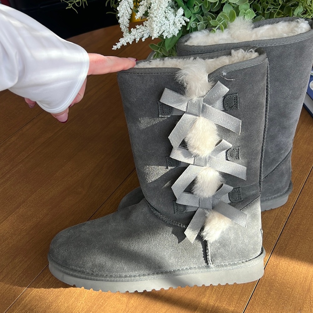 Victoria UGGs